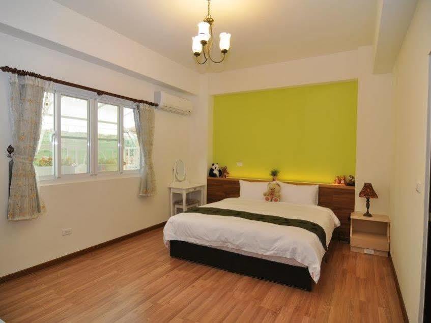 2013 Homestay T'ai-tung Eksteriør billede